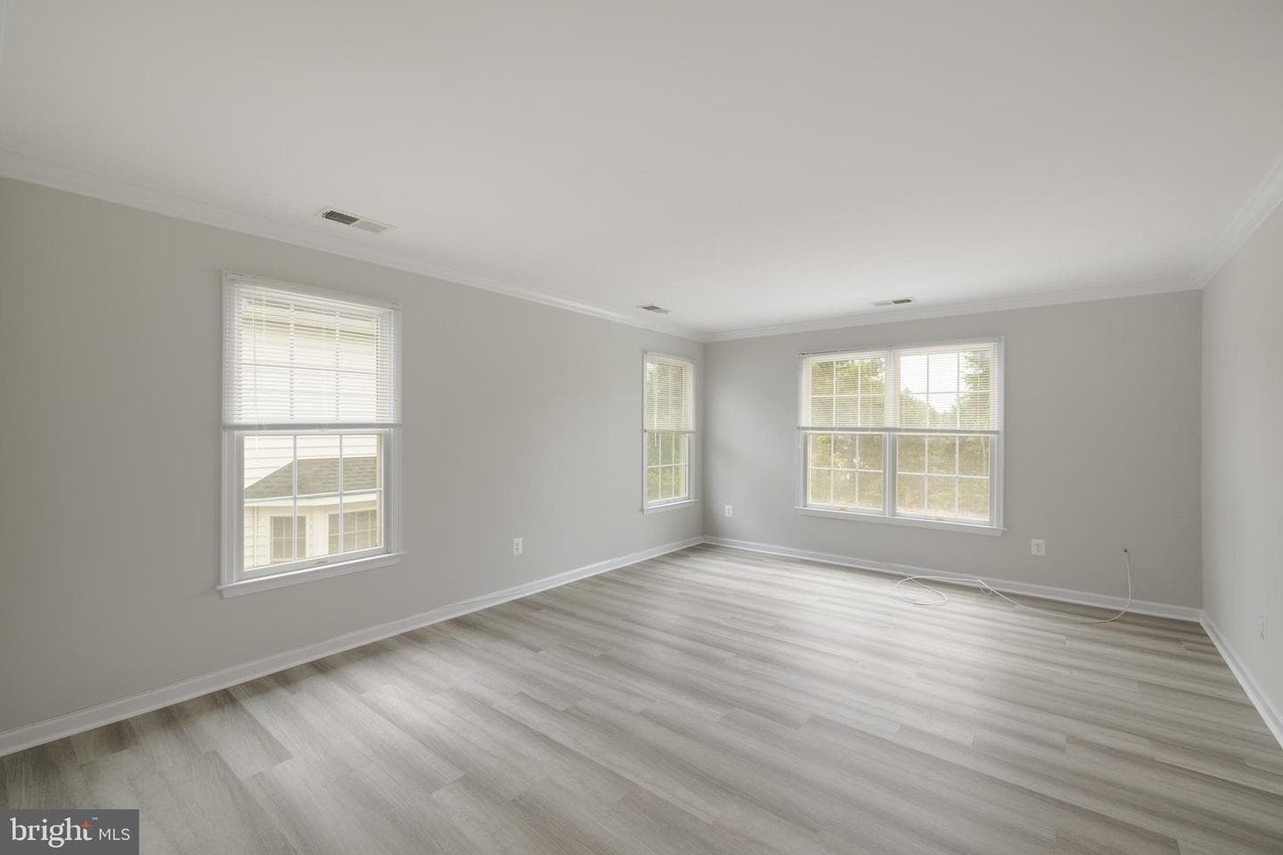 22829 Queensbridge Drive photo 25