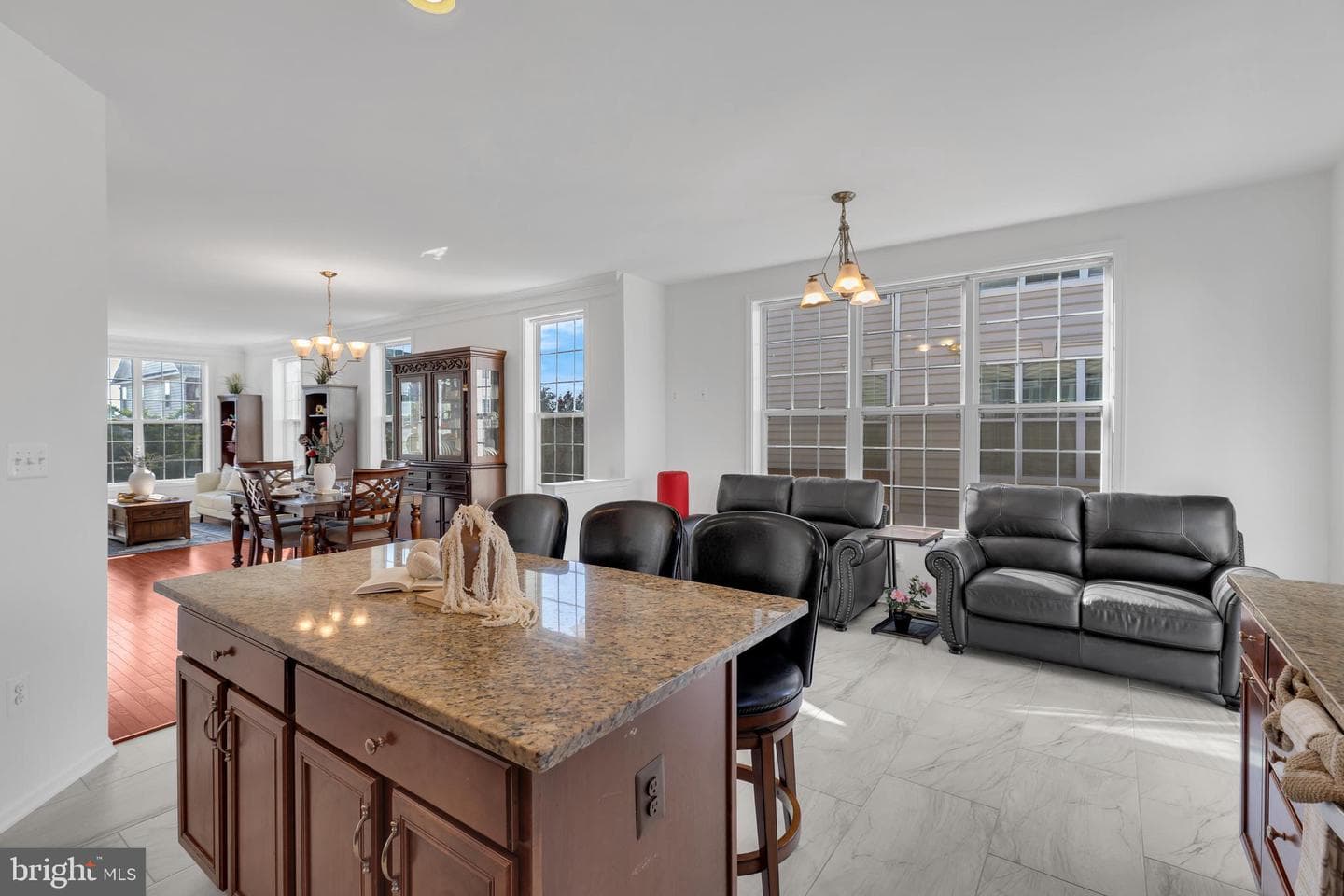 23149 Flora Mure Drive photo 10