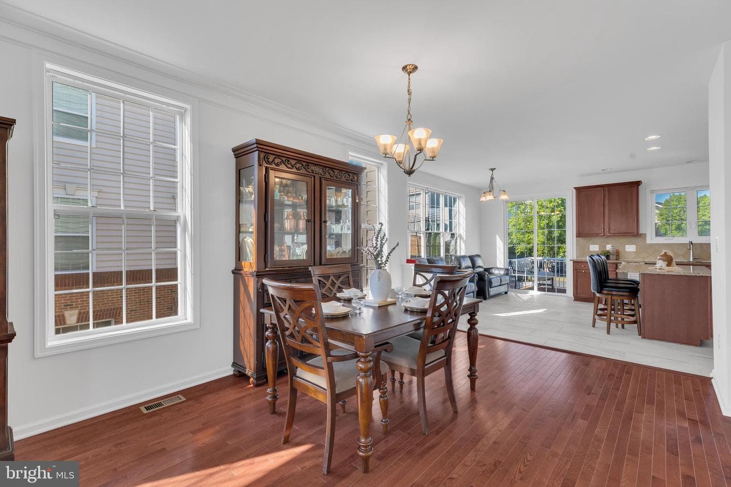 23149 Flora Mure Drive photo 8