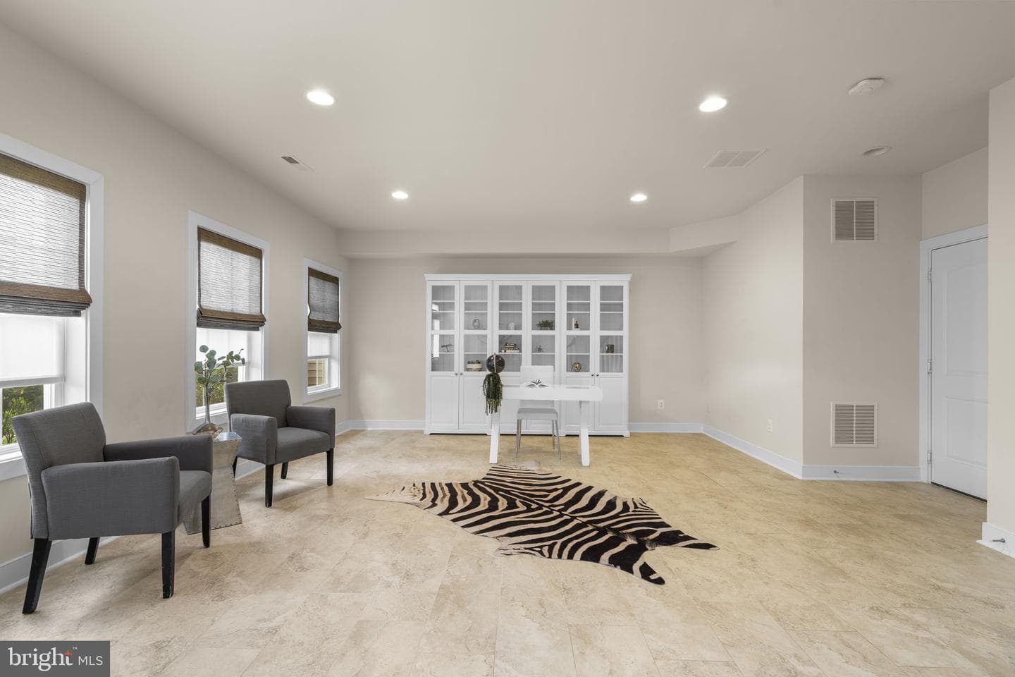 46680 Joubert Ter photo 7