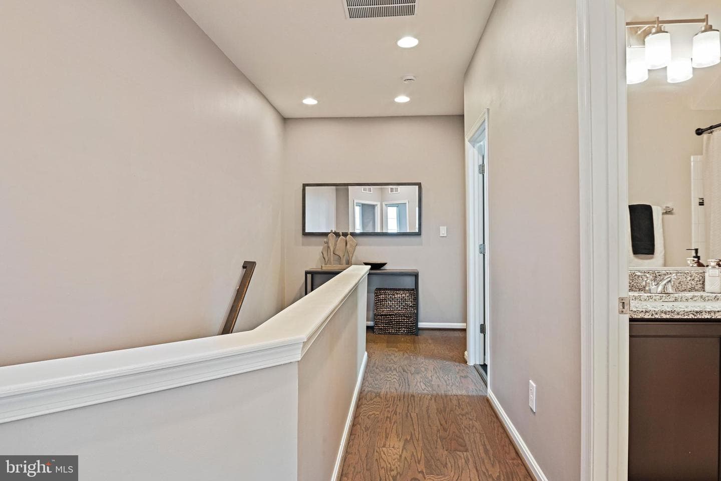23560 Epperson Sq photo 18