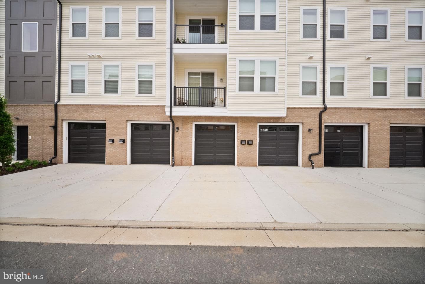 23640 Bolton Crescent Terrace #403 photo 79