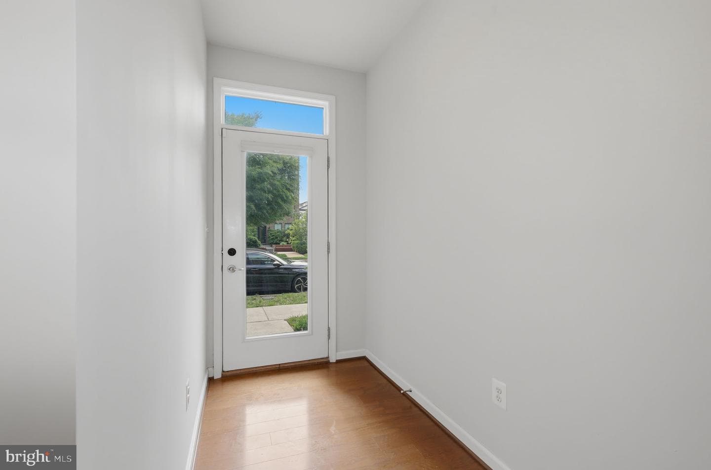 22322 Foundation Drive photo 6