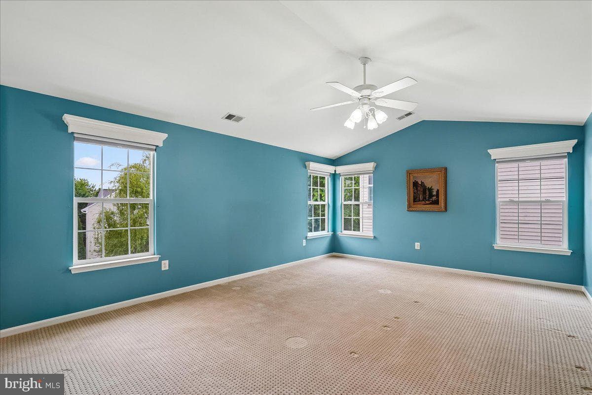 320 N Constitution Way photo 48