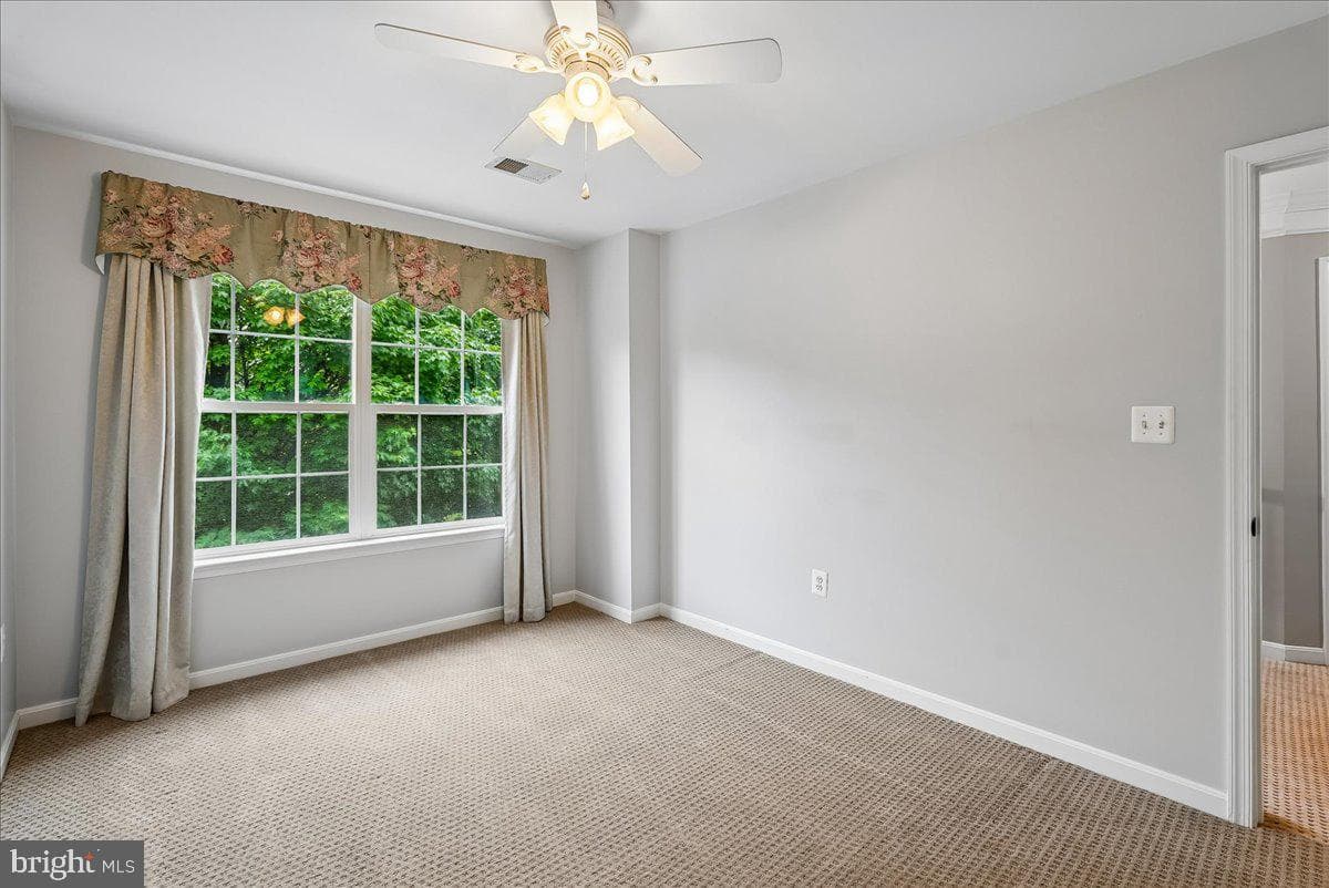 320 N Constitution Way photo 69