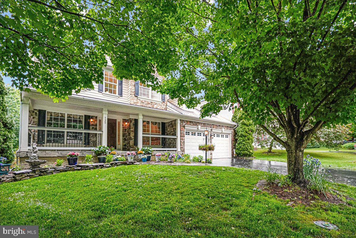 320 N Constitution Way photo 93