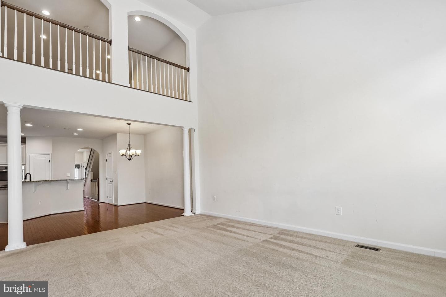 41657 Mcmonagle Square photo 4