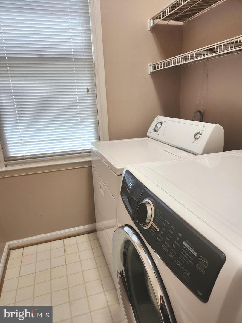 21218 Edgewood Court photo 32