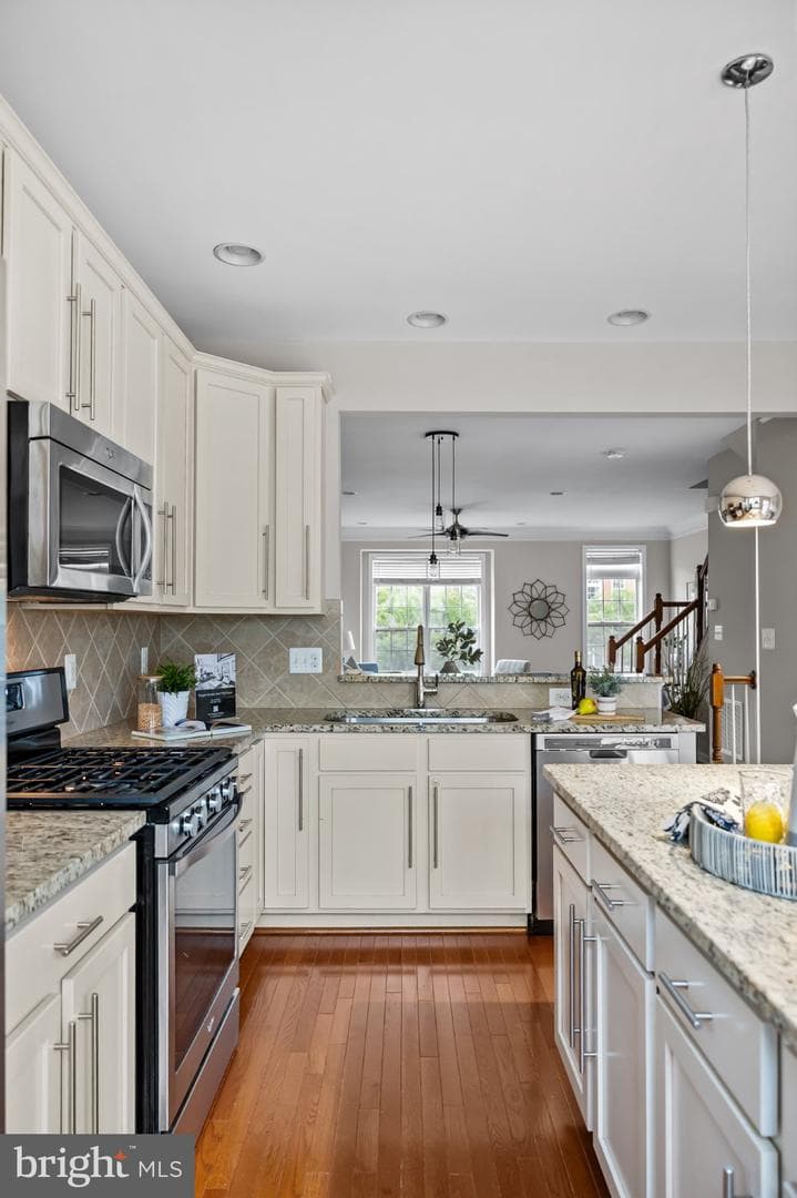 43202 Whelplehill Terrace photo 10