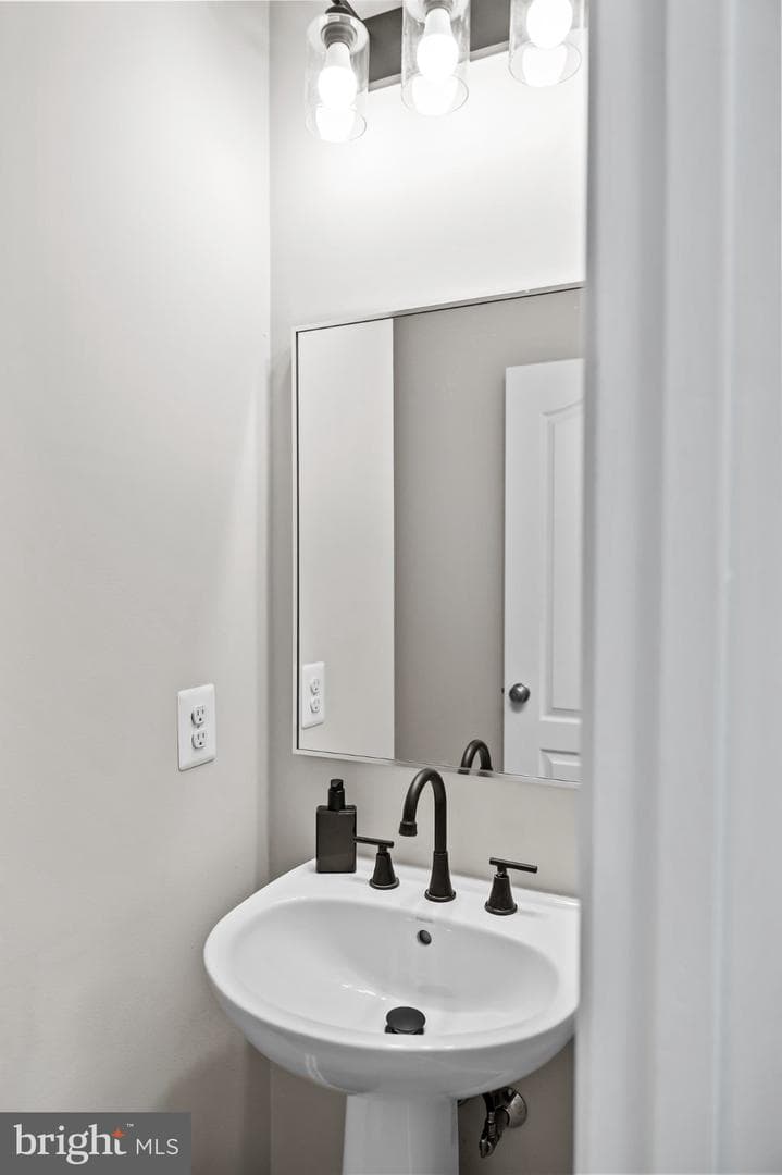 43202 Whelplehill Terrace photo 34
