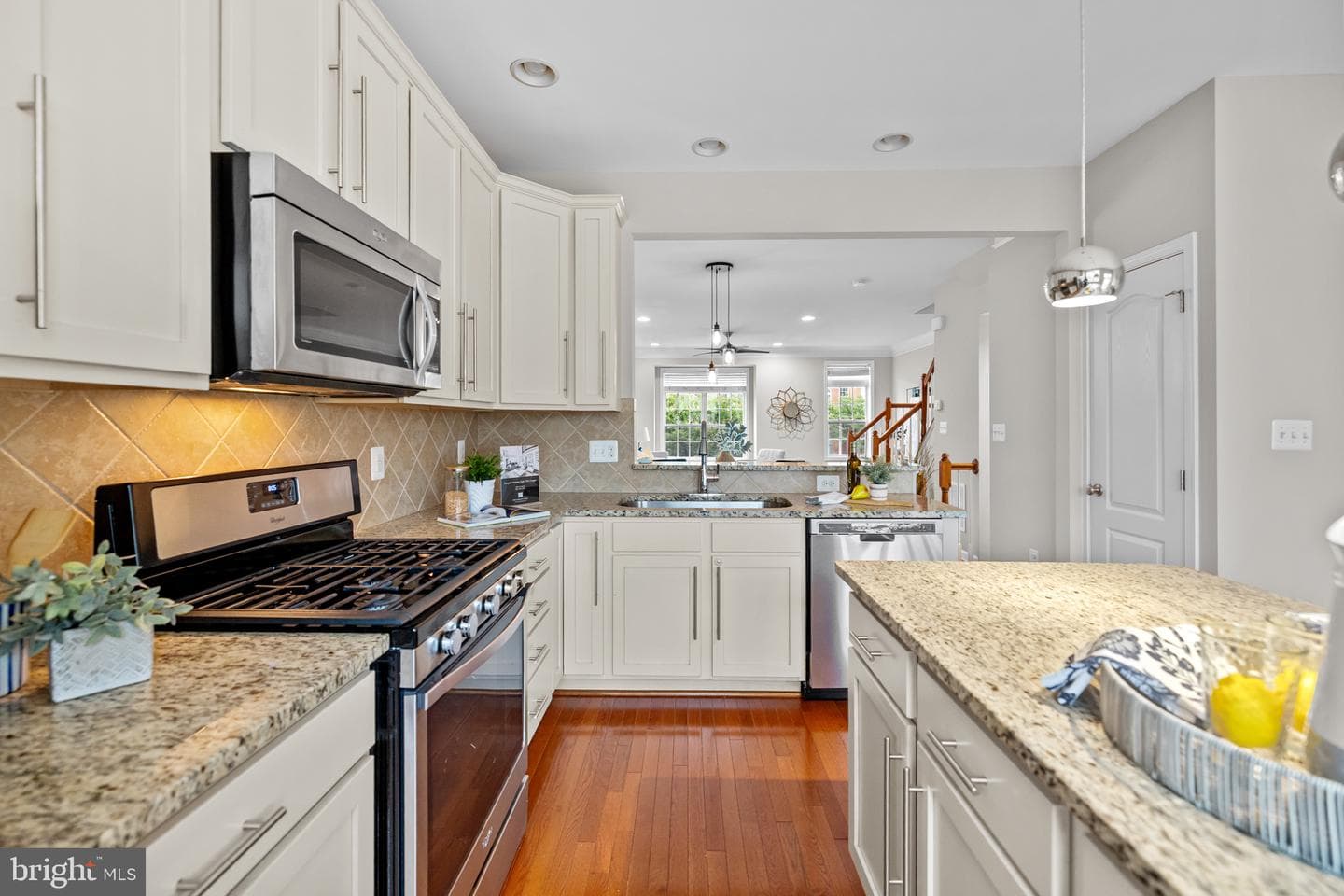 43202 Whelplehill Terrace photo 9