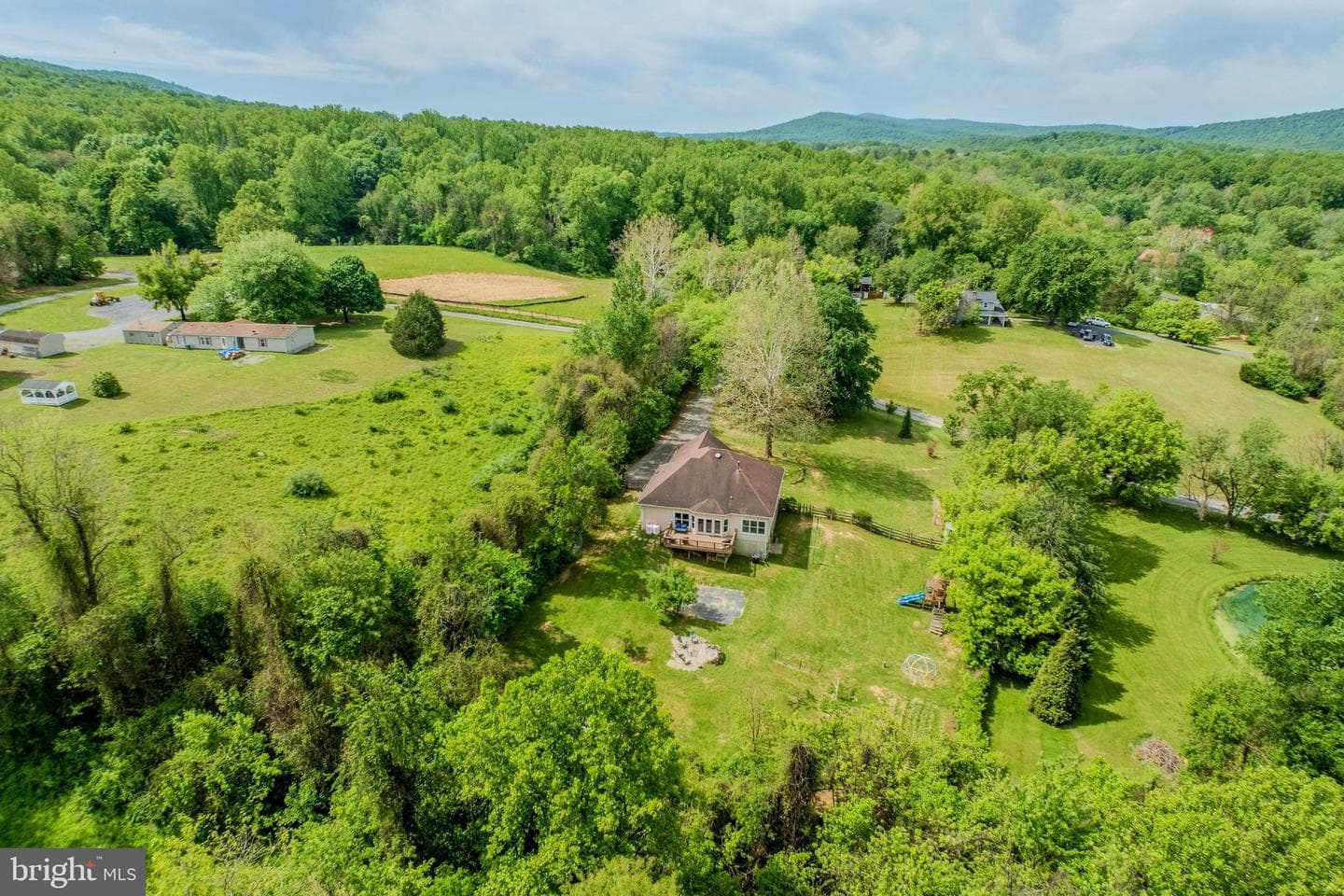 11404 Russell Road photo 45