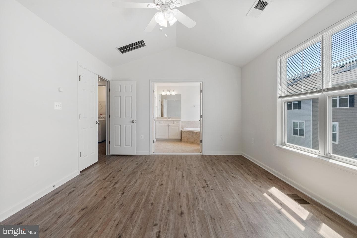 42189 Shorecrest Terrace photo 22