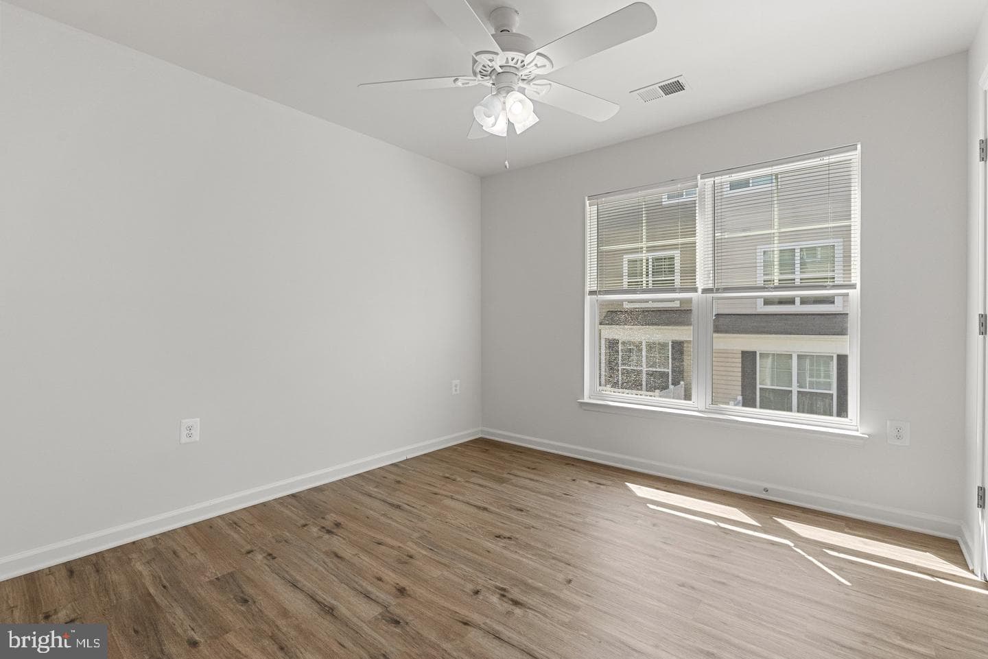 42189 Shorecrest Terrace photo 23
