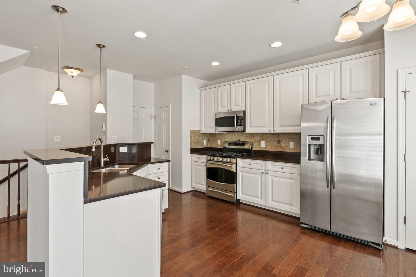 42189 Shorecrest Terrace photo 5