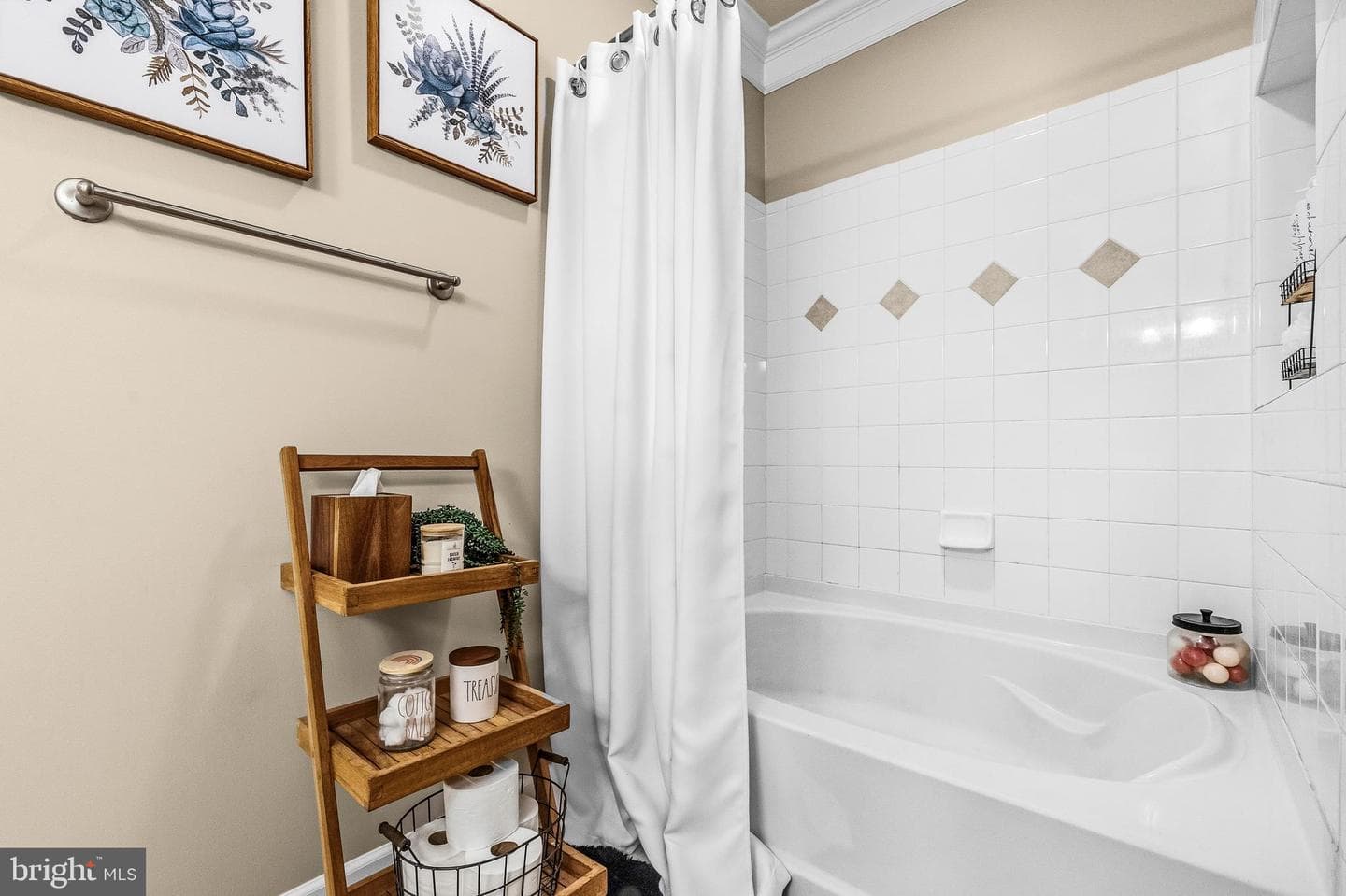 512 Sunset View Terrace SE #202 photo 21