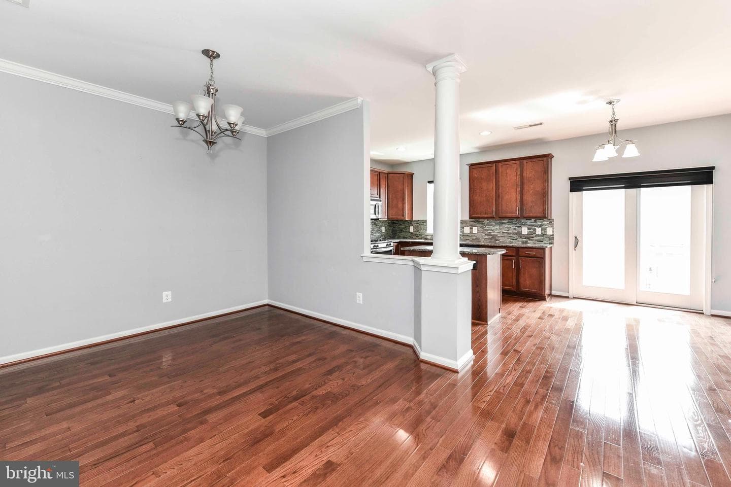 44025 Eastgate View Drive photo 10