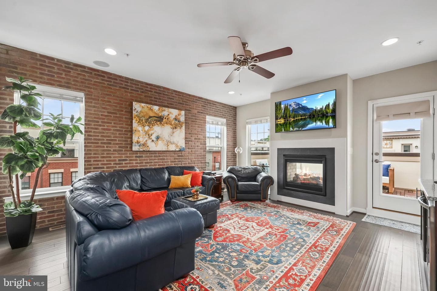 400 Ironsides Square SE photo 29