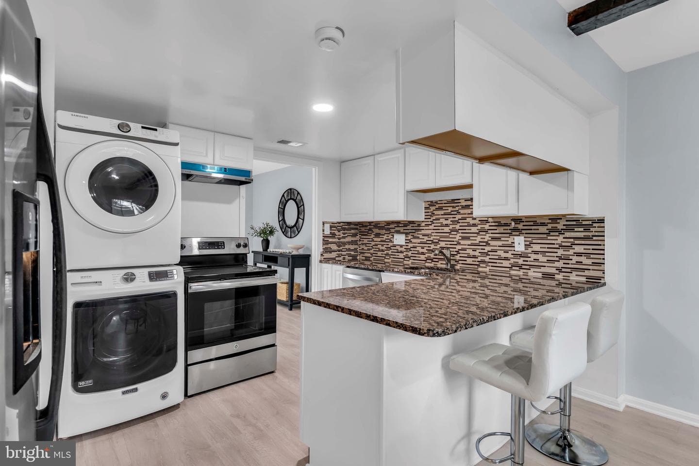 1046 Margate Court photo 11