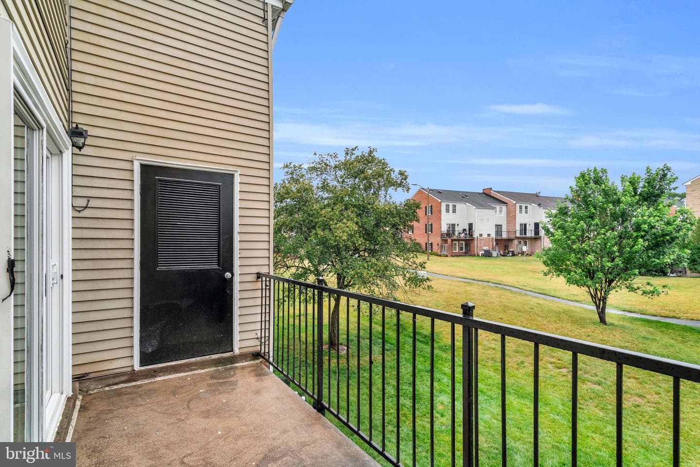 1046 Margate Court photo 23