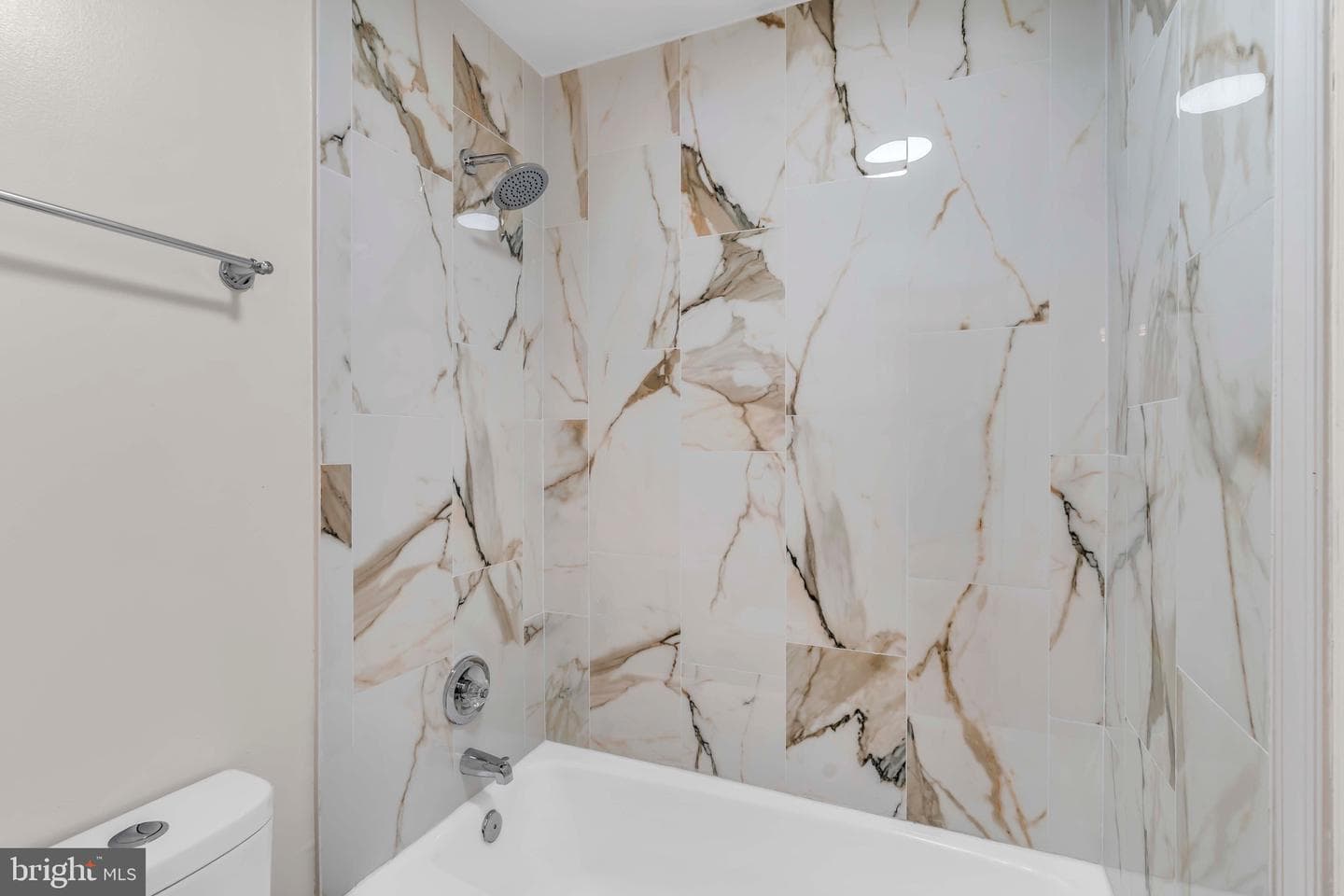 1046 Margate Court photo 30