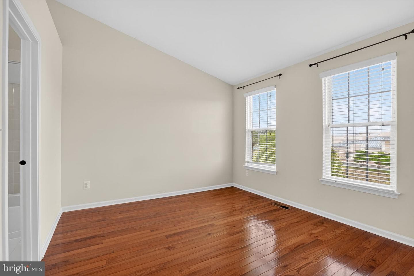 42882 Conrad Terrace photo 30