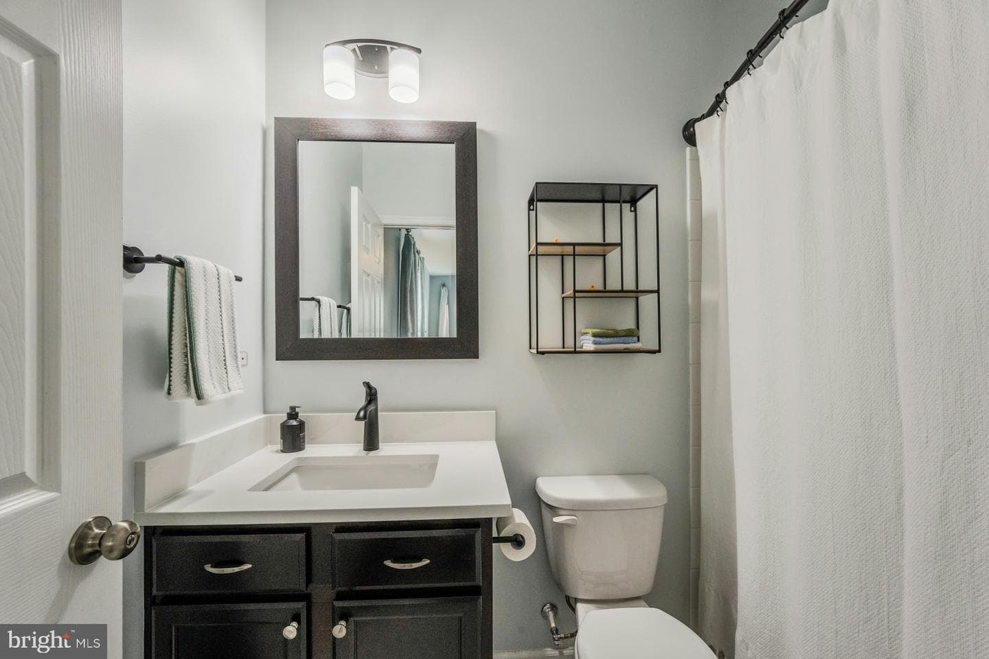 18120 Ridgewood Place photo 29
