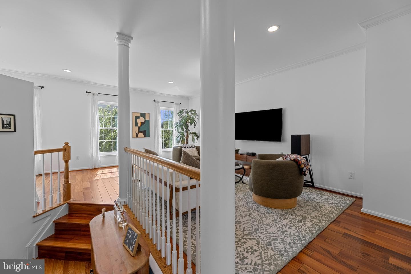 21622 Monmouth Terrace photo 5