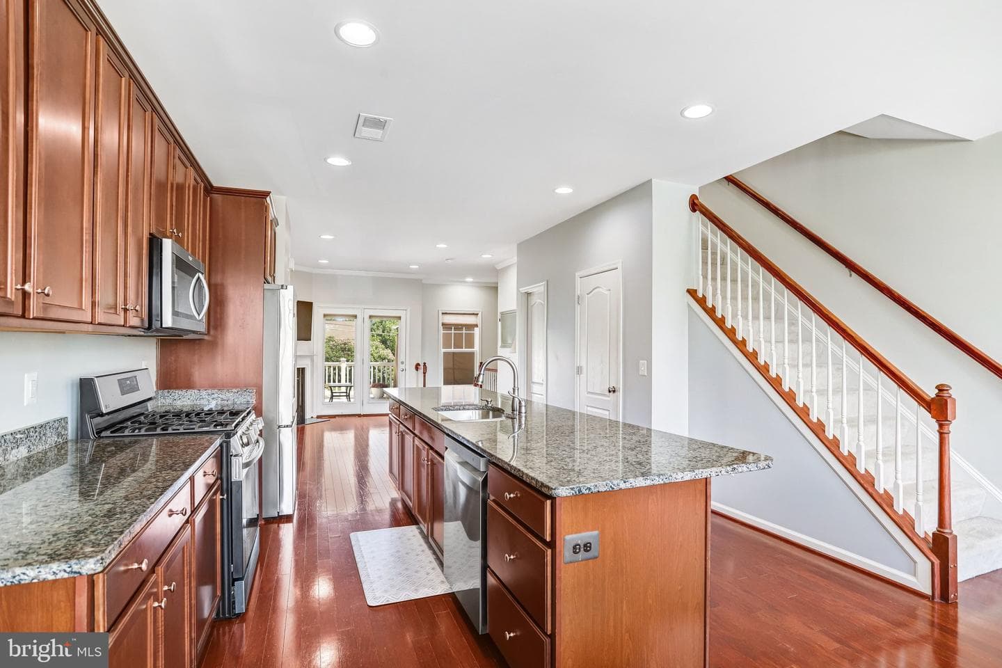 43274 Novi Terrace photo 5