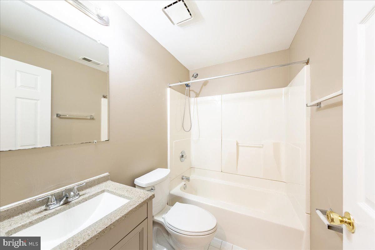 47202 Redbark Place photo 32