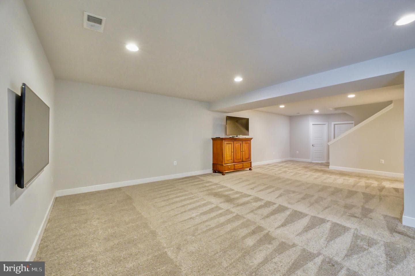 23695 Cypress Glen Square photo 42