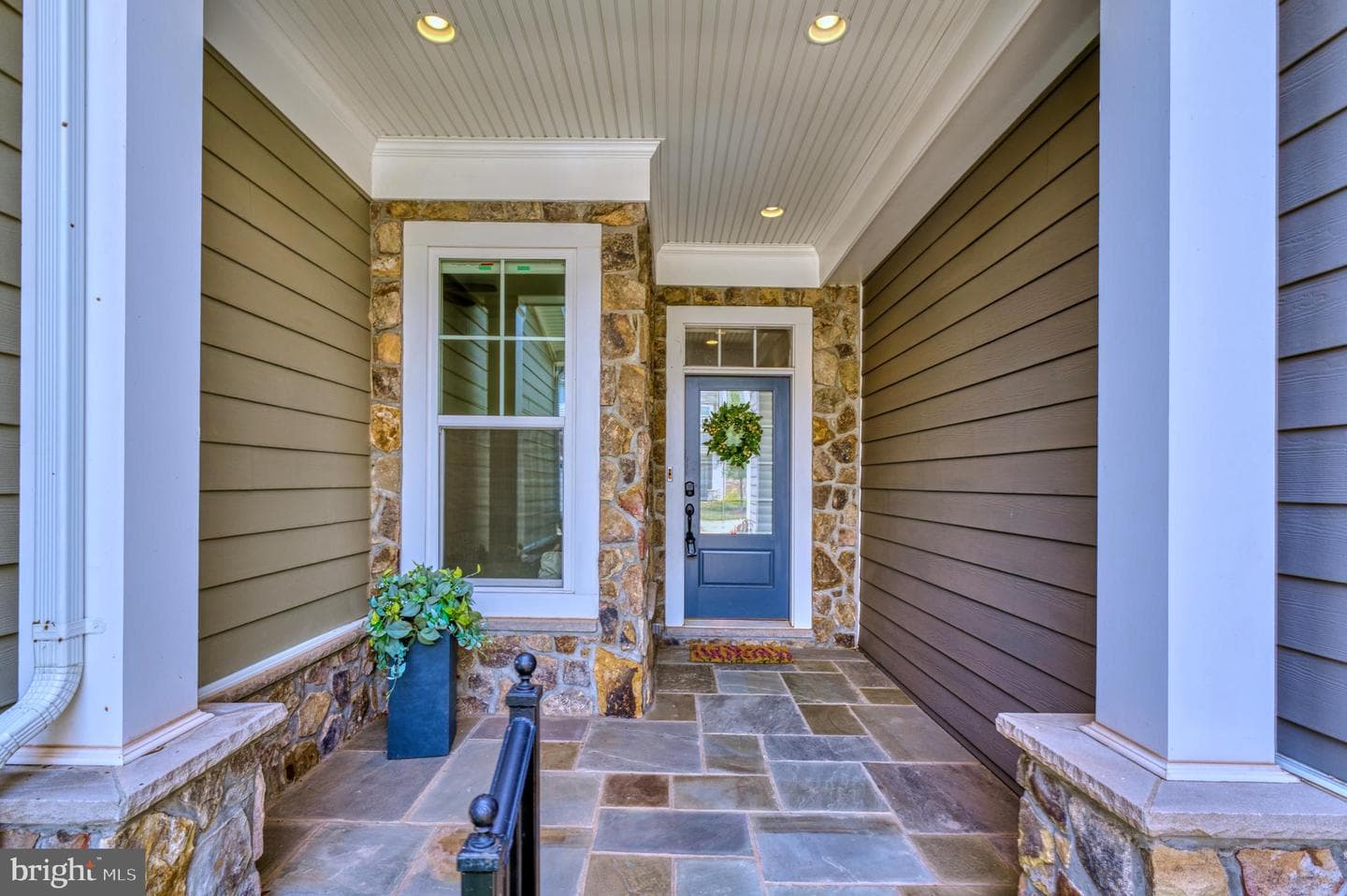 23695 Cypress Glen Square photo 5
