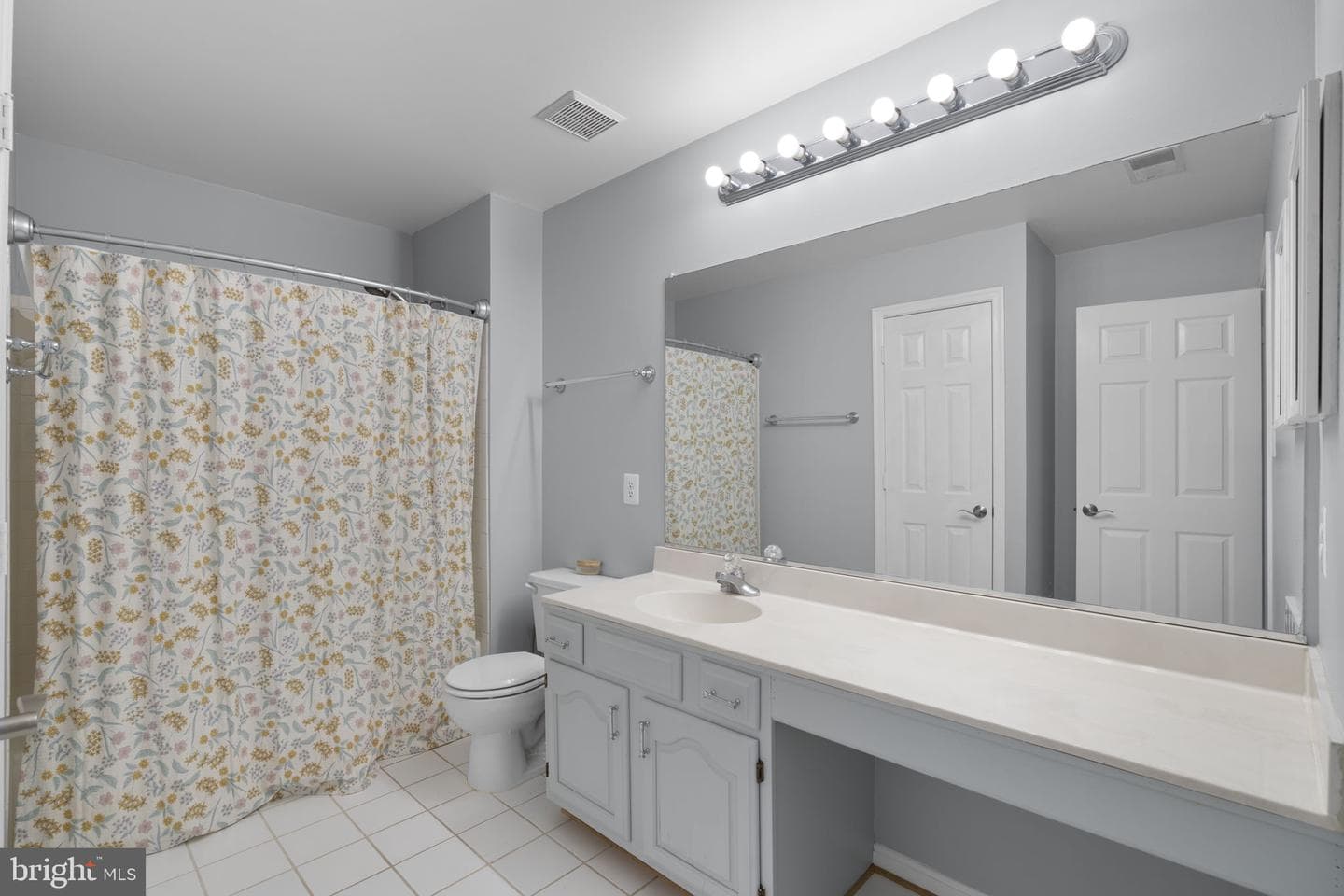 818 Bellview Court NE photo 40