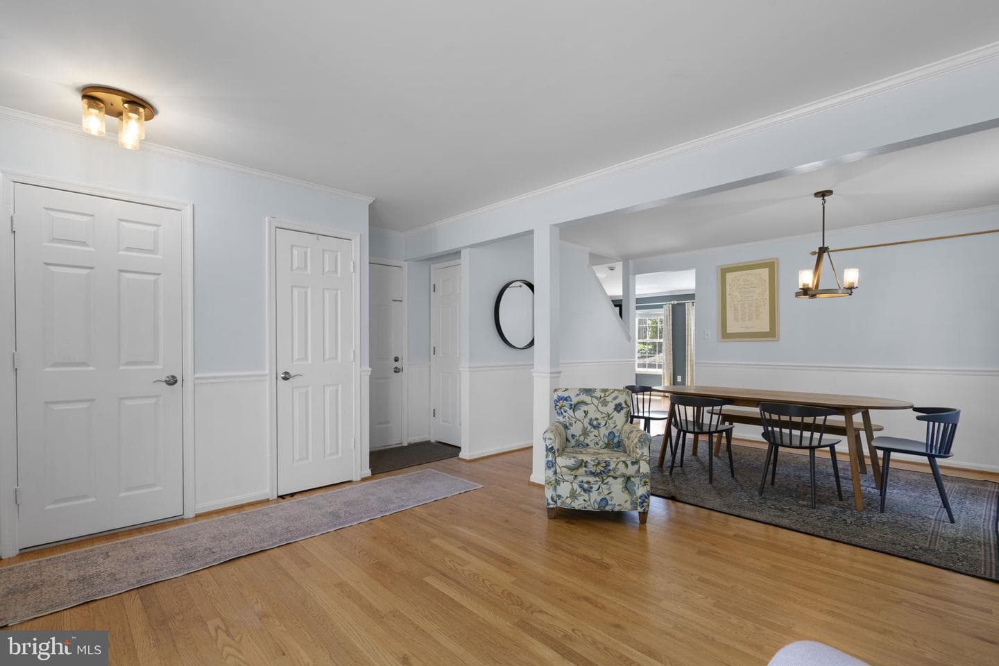 818 Bellview Court NE photo 8