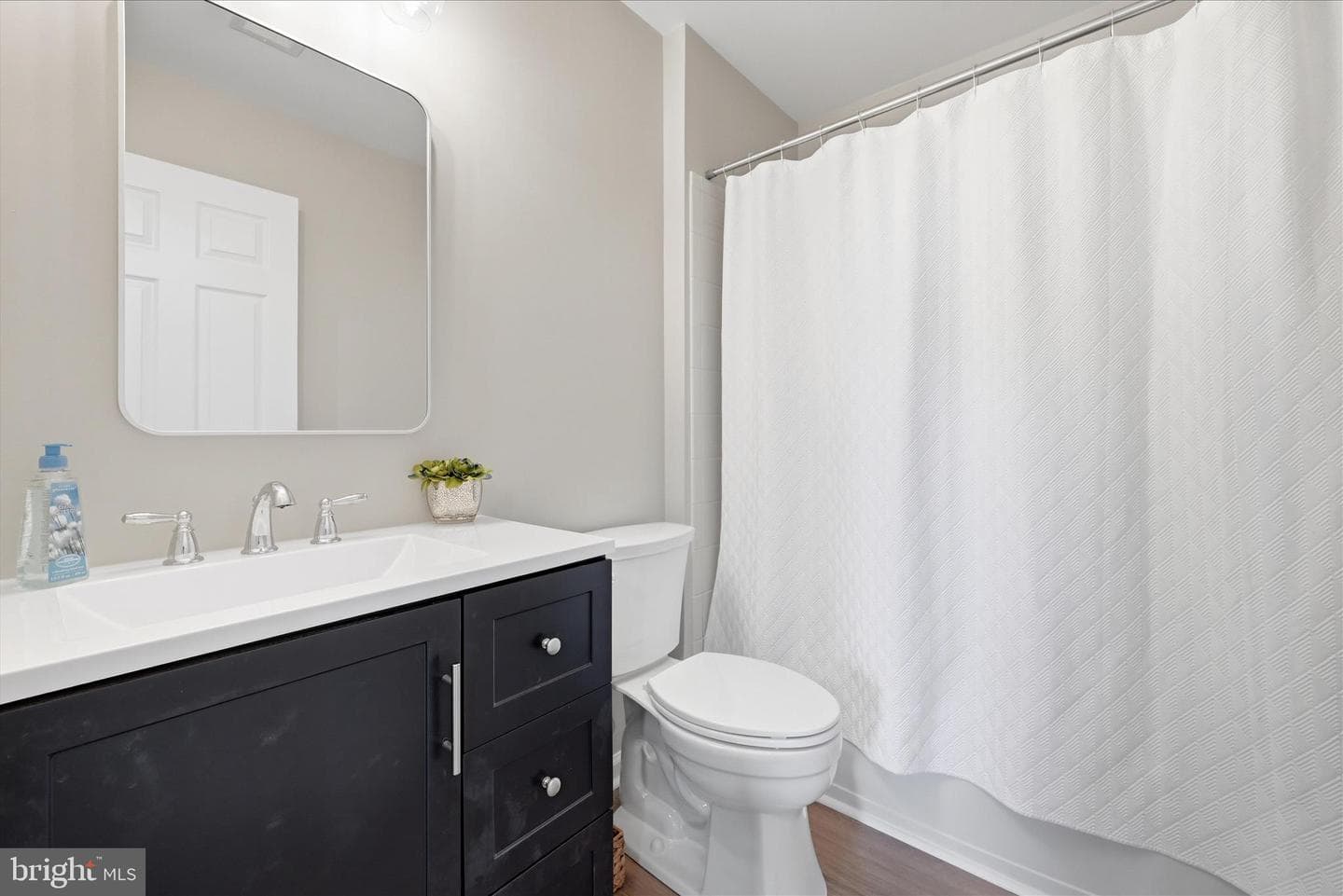 20 Tilgham Place photo 28