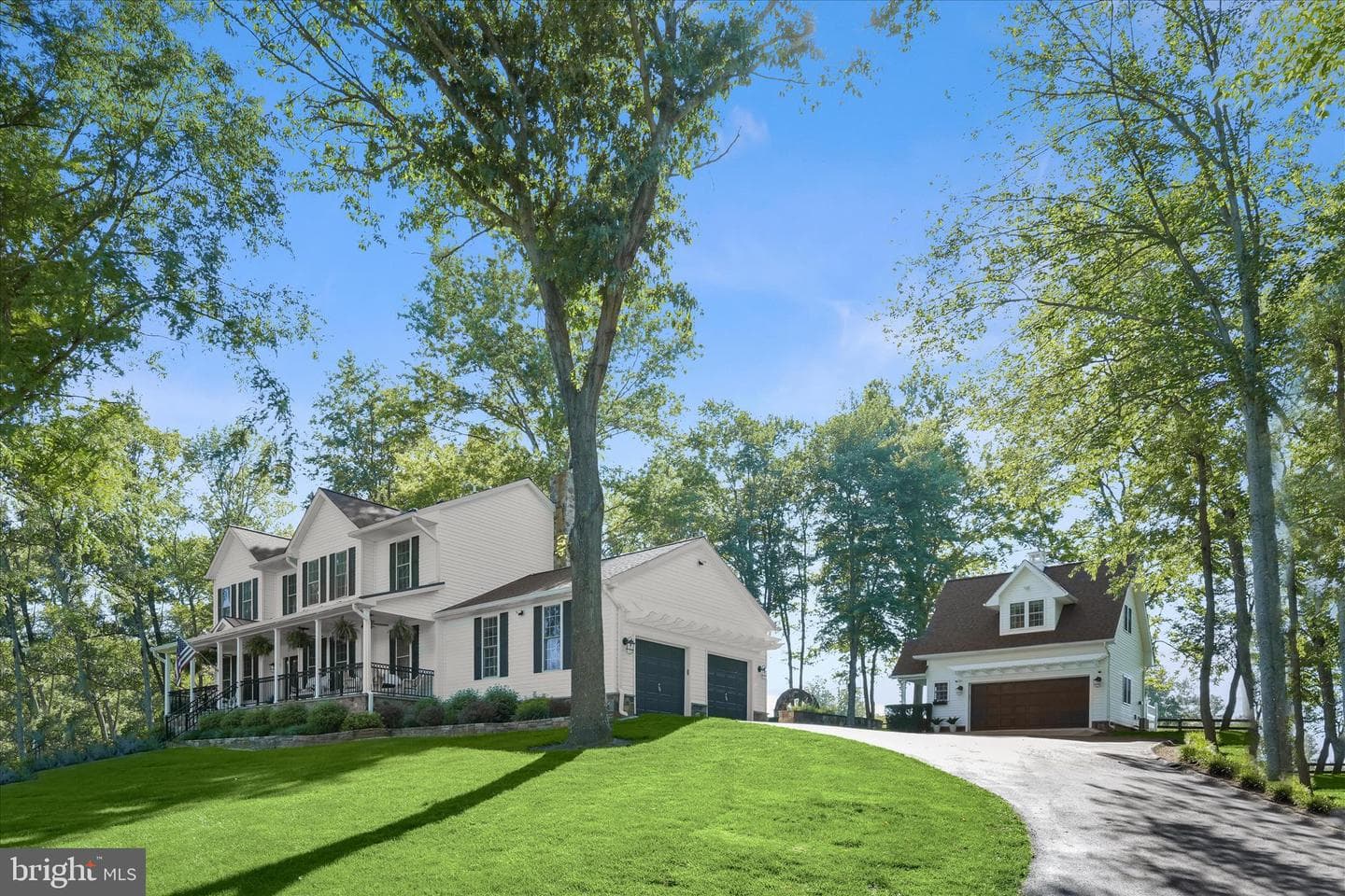 20295 Sommerset Court photo 10