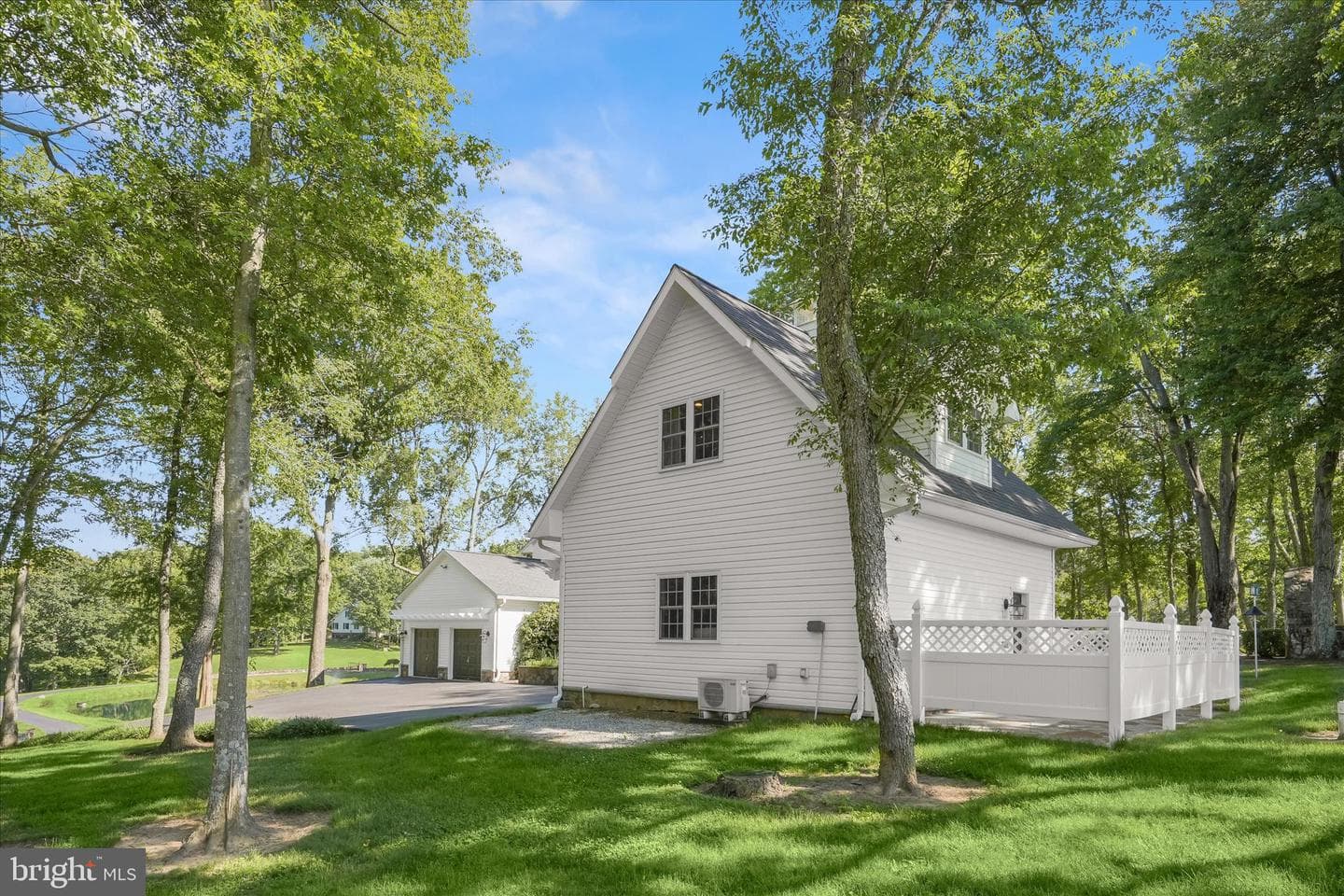 20295 Sommerset Court photo 80