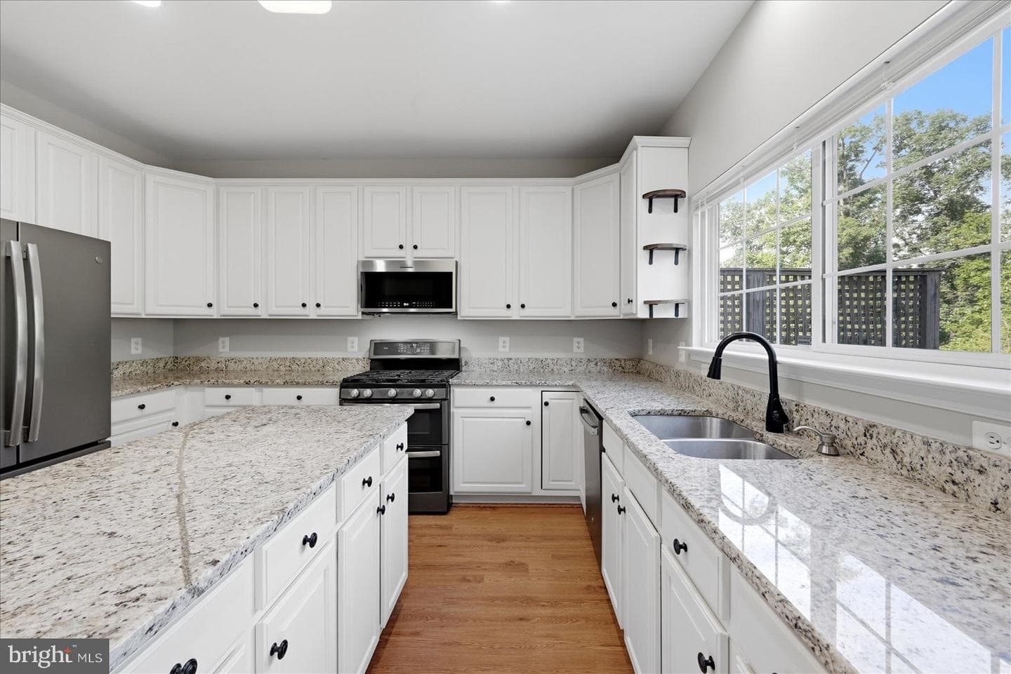 18521 Sierra Springs Square photo 5
