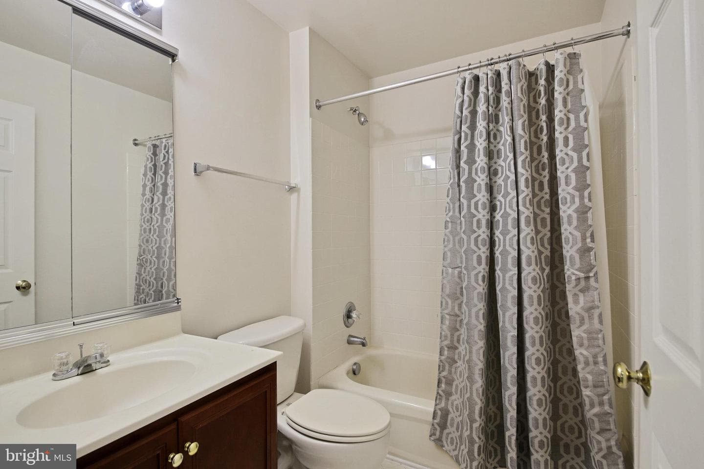 22529 Welborne Manor Square photo 21