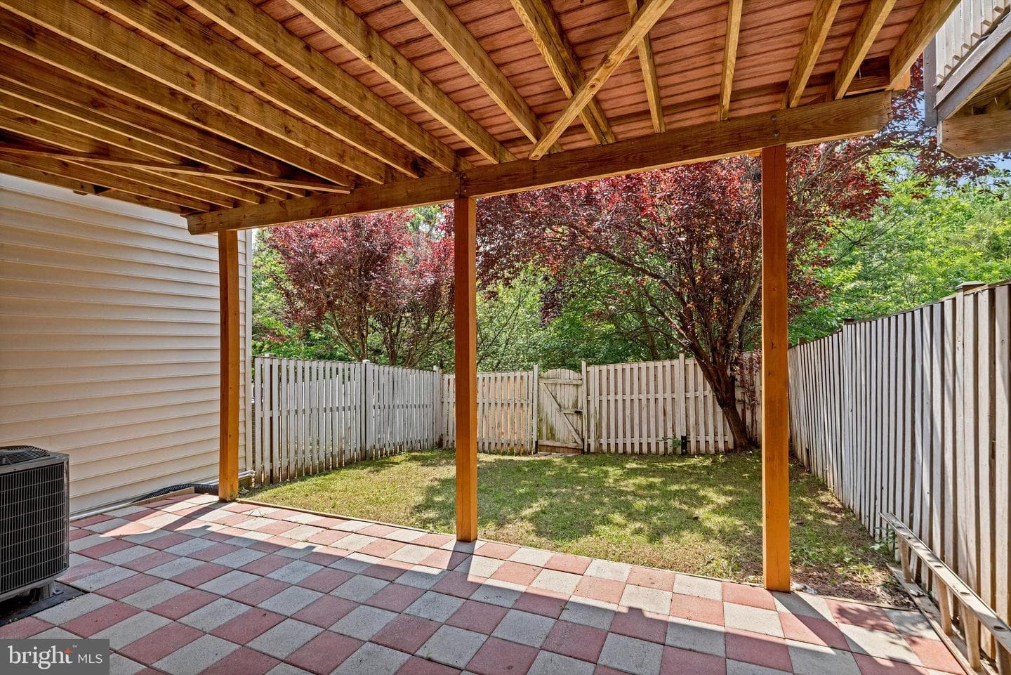 22529 Welborne Manor Square photo 32