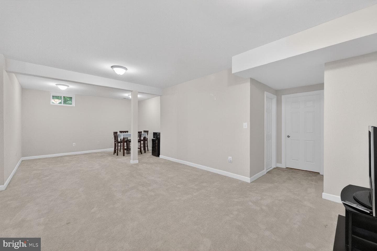1904 Belleville Drive NE photo 33