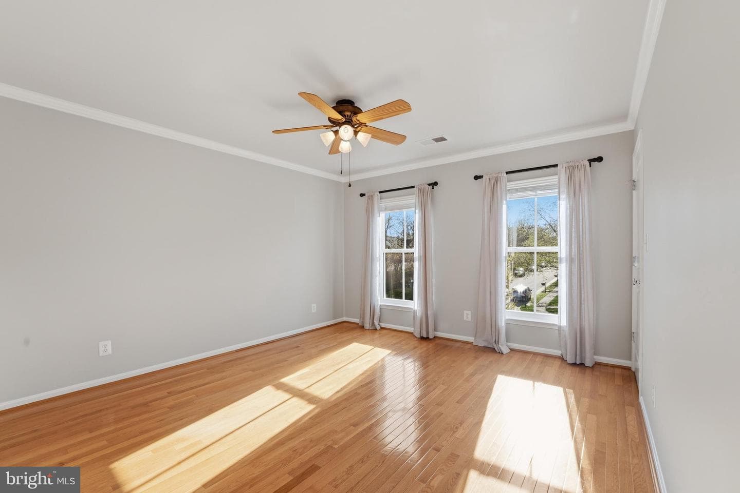 22826 Courtland Park Drive photo 41