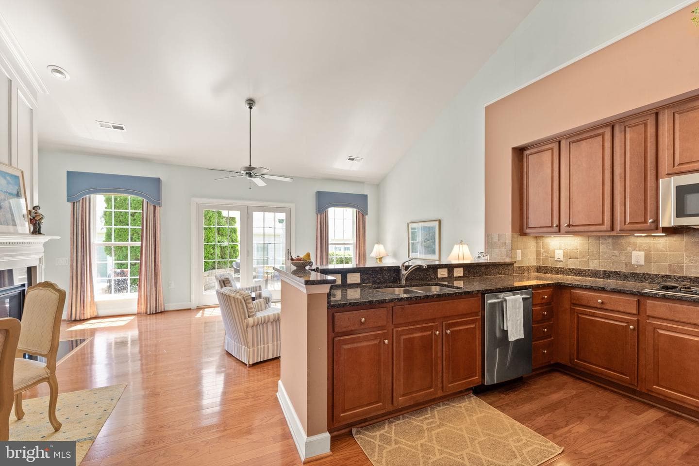 20444 Bunker Hill Way photo 13
