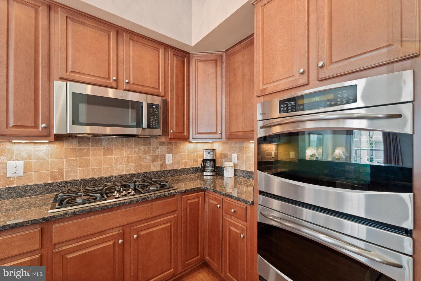 20444 Bunker Hill Way photo 15