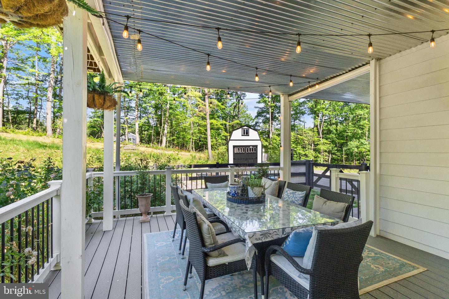 39391 Saddleridge Lane photo 4