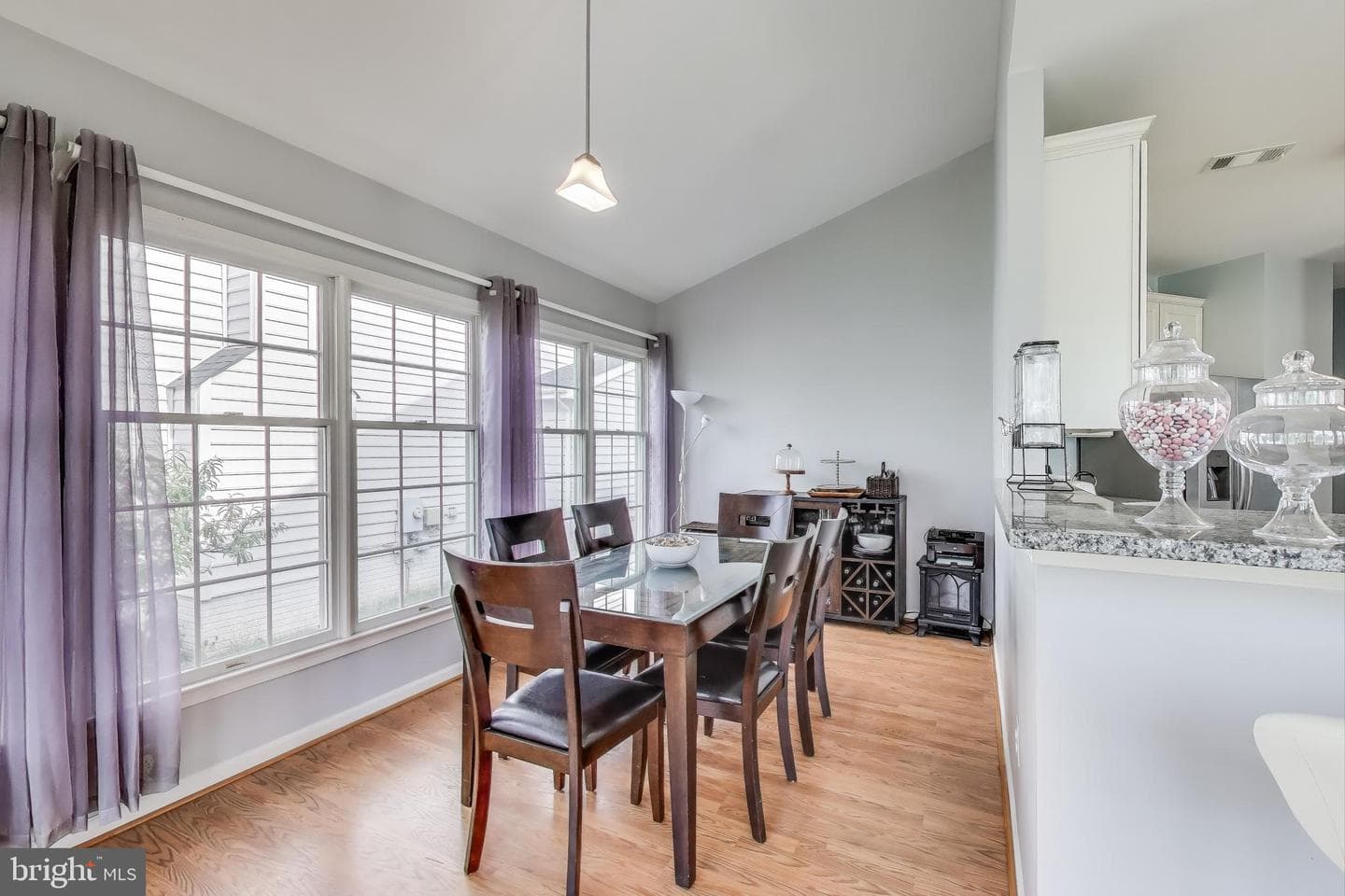 42647 Harris Street photo 13