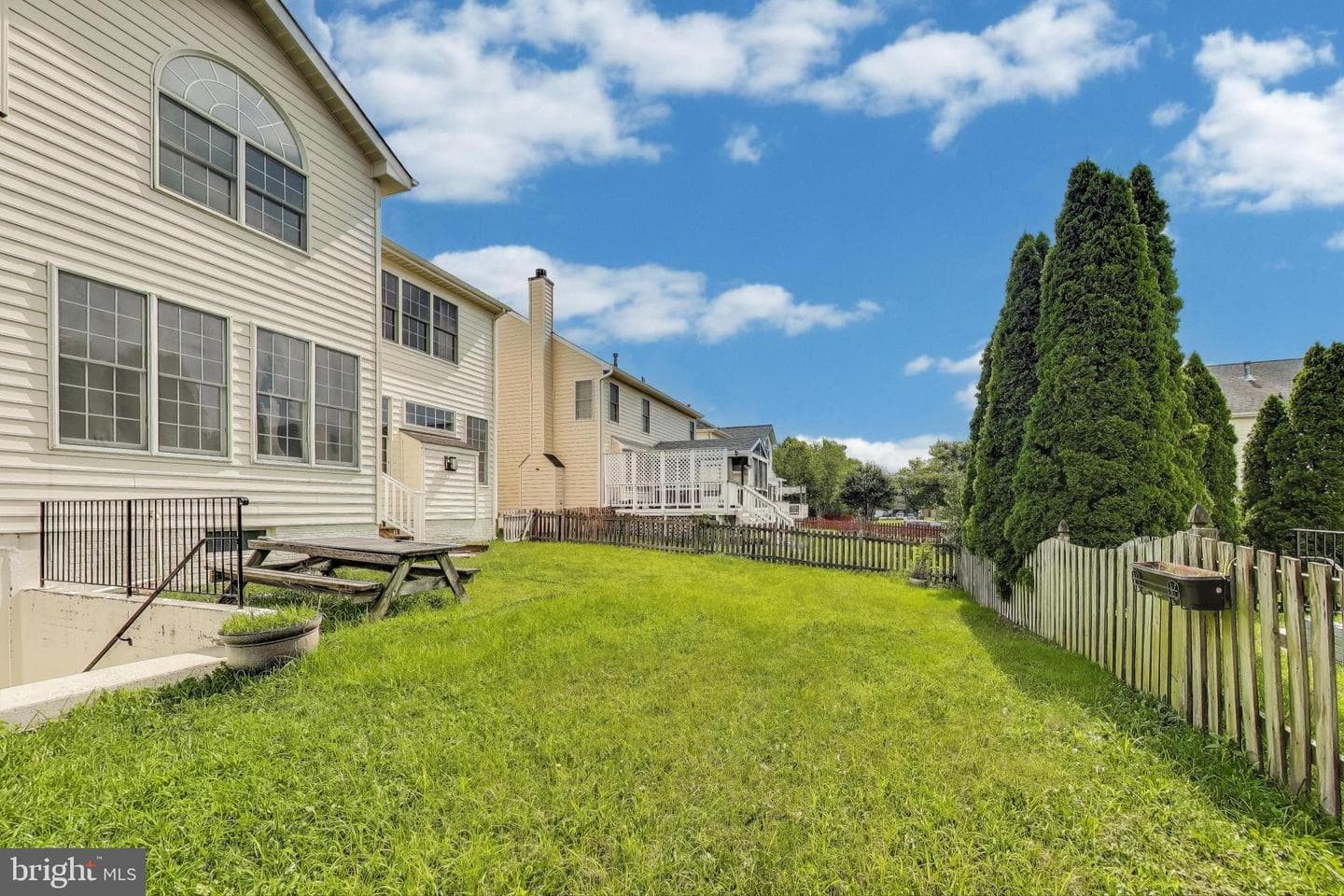 42647 Harris Street photo 49