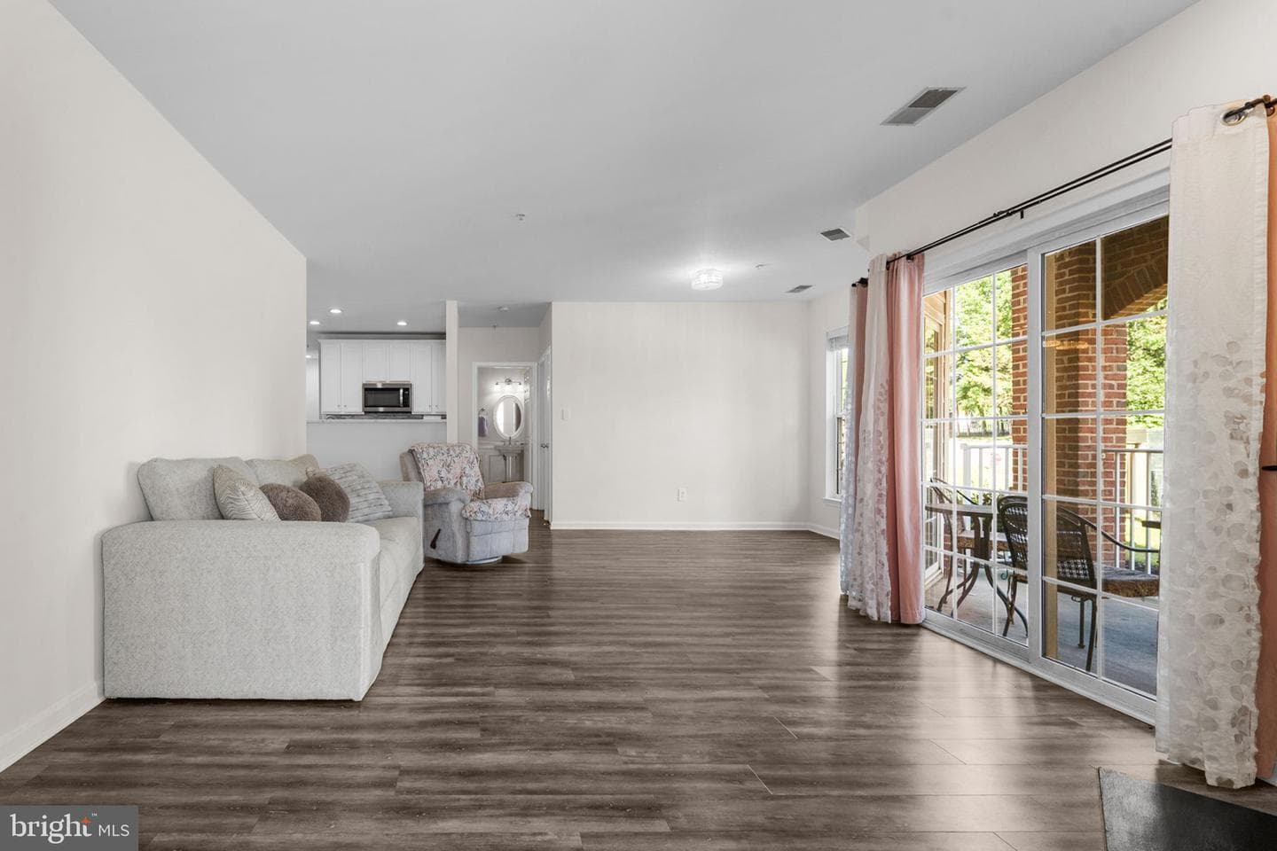 25300 Lake Mist Square #101 photo 18