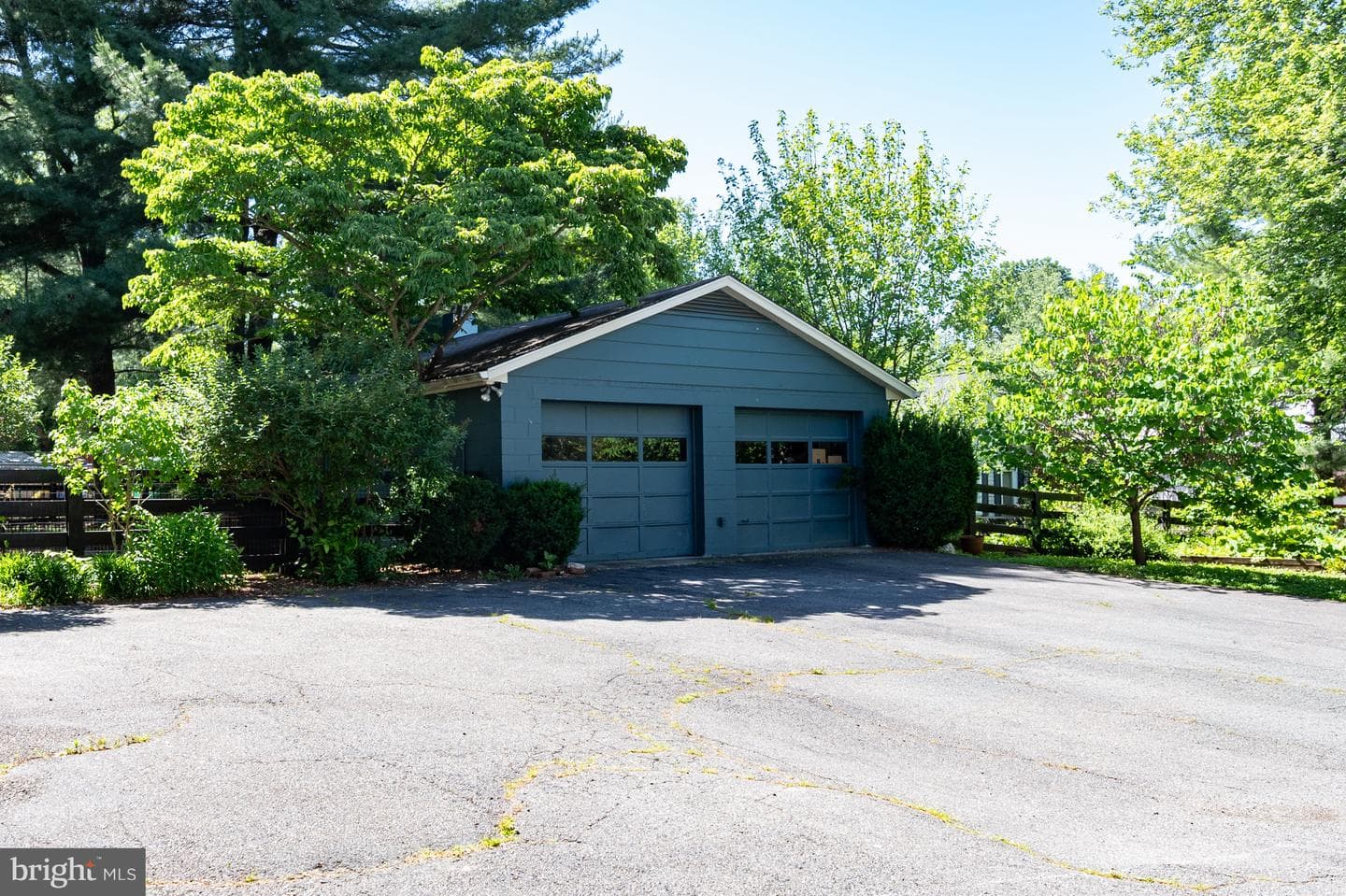 18 E Loudoun Street photo 38