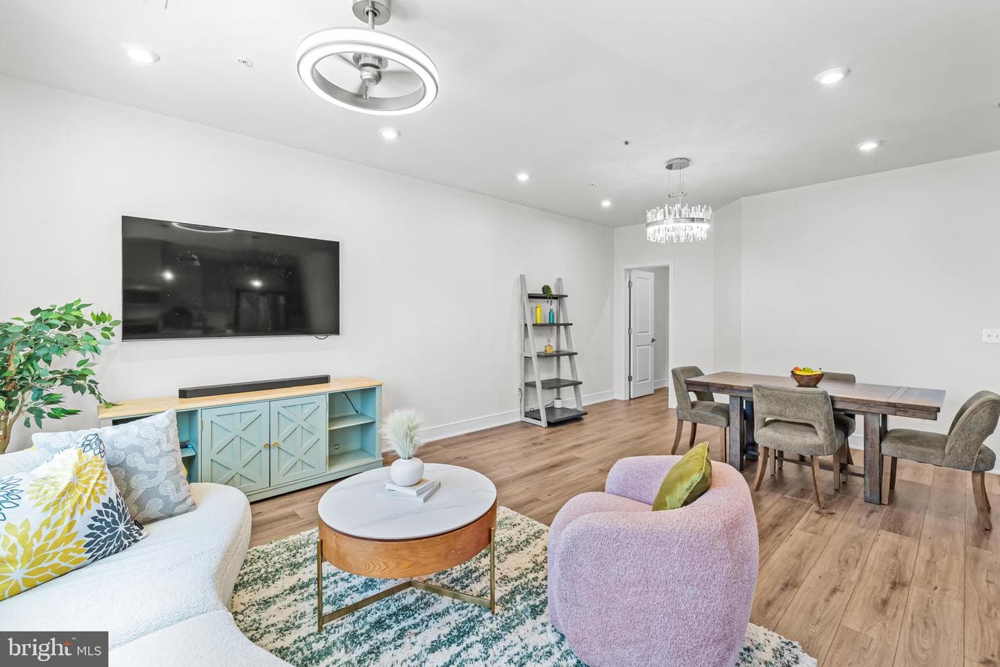43350 Farringdon Square photo 14
